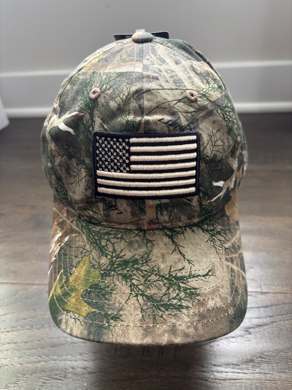 True Timber Camo American Flag patch buckle back,cap,6 panel, button top